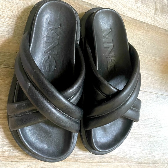 mango slippers - Picture 2 of 3